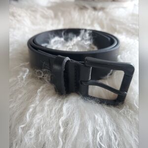 Banana Republic -Men's Black Genuine Leather Belt Sz.34 Black Buckle